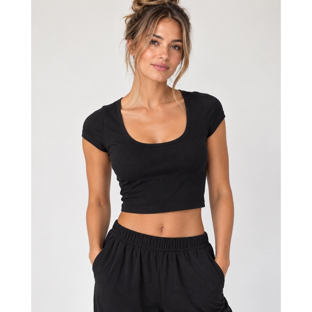 Outdoor Voices Ribbed SuperForm Black Ribbed Scoop Neck Crop Top Size Medium